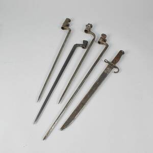 Bajonetter, 5 st