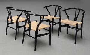 Hans J. Wegner. Sæt på fire CH-24 Y-stole i sort 4