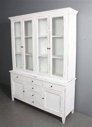 To-delt vitrineskab, antikbemalet.