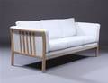 Dansk møbelproducent. Tre-pers. sofa