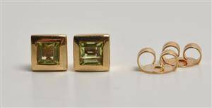 Par ørestikker med peridoter - 8 kt. guld