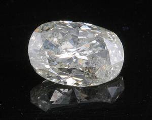 1 loose oval-cut diamond 1.07ct This lot has been put up for resale under the new lot no. 3821579
