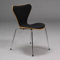 Arne Jacobsen. 7er stol, model 3107