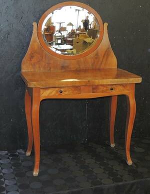 Damsminkbord med Lådor Bredd 89cm Höjd 130cm Djup 50cm