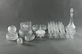 Samling krystal indeholdende glas, skåle samt vaser 31