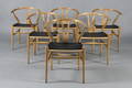 Hans J. Wegner. Sæt på seks Y-stole af egetræ, model CH-24 6  