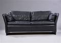 Dansk møbelproducent. To-pers sofa, læder