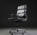 Charles Eames. Kontorstol EA 219, sort læder 