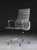 Charles Eames. Kontorstol, Aluminium Group, læder
