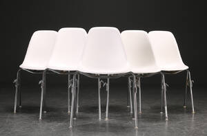 Charles Eames. Sæt på seks skalstole, model DSS 6