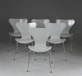 Arne Jacobsen. Seks Syver-stole, Model 3107 6