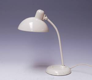 Christian Dell 1893-1974. Kaiser bordlampe, hvid