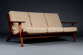 H. J. Wegner. Tre-pers. sofa