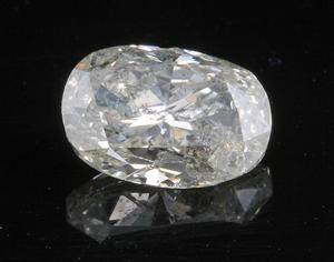 1 loose oval-cut diamond 1.07ct This lot has been put up for resale under the new lot no. 3802468