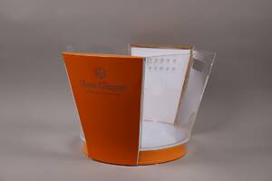 Veuve Clicqout, champagnekylare med belysning