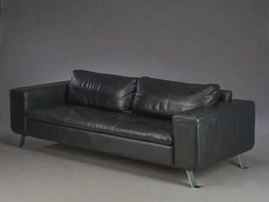 Møbelproducent. Tre-pers. sofa af læder