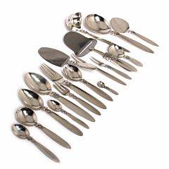 Gundorph Albertus Kaktus. Bestik af sølv og sterlingsølv. Udført hos Georg Jensen, variable stempler. 45