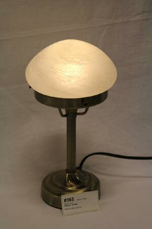 BORDSLAMPA H 28 CM