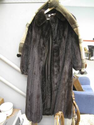 Minkpäls, Med halsduk