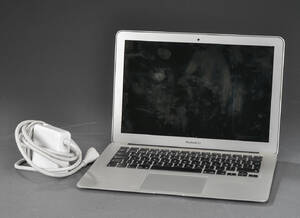 6605 - Macbook Air, model A1466, uden harddisk. 