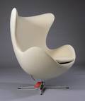 Arne Jacobsen, Ægget, med vippefunktion, model 3316, fremstillet hos Fritz Hansen