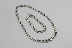 Halsband