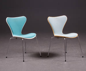 Arne Jacobsen 1902-1971, to stole model 3107 2
