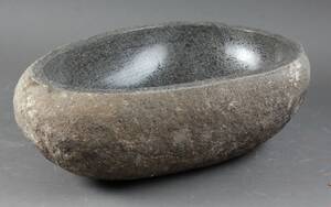 Unika vask af flodsten  Denne vare er sat til omsalg under nyt varenummer 5121820