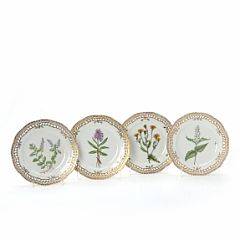 Flora Danica fire frokosttallerkener. 3554. Royal Copenhagen. Diam. 23 cm. 4