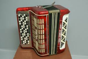 Hargström Granesso dragspel i låda