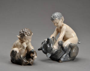 Kgl. Porcelænsfabrik. To figurer af porcelæn
