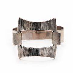 Hans Hansen Armring af sterlingsølv. Diam. ca. 6 cm. 1950-60.