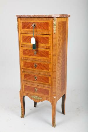 BYRÅ, MED 6 LÅDOR, 1900-TAL, GUSTAVIANSK STIL, SKIVA AV MARMOR, HÖJD 102, 31 X 42 CM