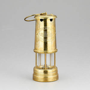 KOLGRÄVARLAMPA