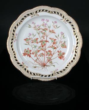 Royal Copenhagen Flora Danica fad, 1 sort. Ø. 33cm.
