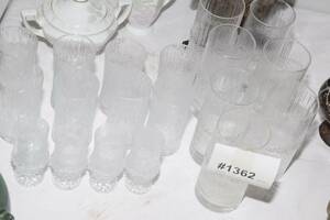 Glasservisdelar Iittala, ca 19 st