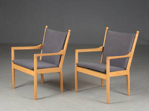 Hans J. Wegner. Par lænestoletremmestole af bøgetræ, model 1788 2