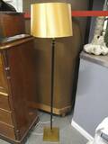 Golvlampa, Metall