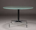 Charles Eames. Segmented table, spisebord Denne vare er sat til omsalg under nyt varenummer 4185078