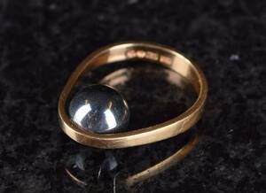 Ring 18K Guld med Hematitsten