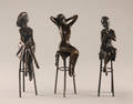 Bronzefigurer i form af unge kvinder 3
