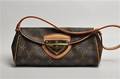 Louis Vuitton taske model Pochette Beverly