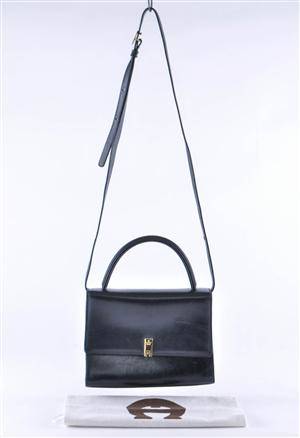 Etienne Aigner, Axelremsväska.