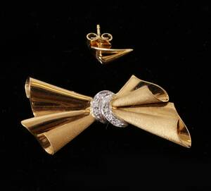 Brosch samt örhänge, 18k