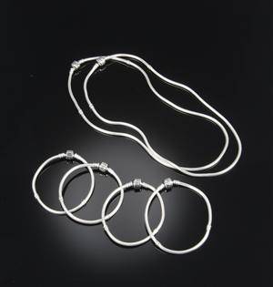 Pandora. Armlænker og halskæder af sterlingsølv 6