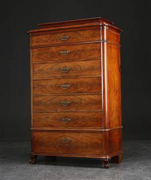 Chiffoniere af mahogni