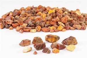 Samling ravstykker 1365,9 g