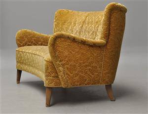 Ukendt møbelproducent sofa i bananform.