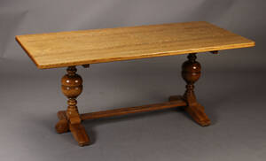 Spisebord  langbord, egetræ, 1900tallet 