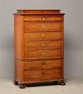 Chiffoniere af mahogni, 1800-tallet